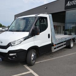 Iveco Daily 35C16 DEPANNEUSE Laval