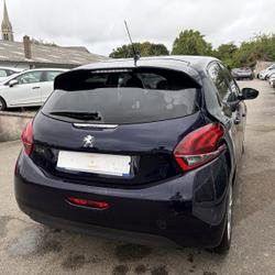 Peugeot 208 # PEUGEOT 208 1.5 BLUEHDI 100 ACTIVE ? GPS ? CARPLAY / ANDROID AUTO ? CLIM AUTO Carentoir