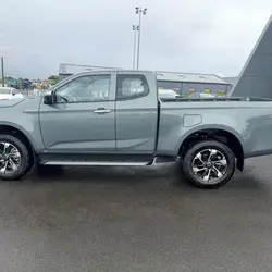 Isuzu DMax 2.2 DDI 164CH PRESTIGE SPACE A/T M&eacute;rignac