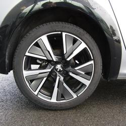 Peugeot 208 1.2 PURETECH 130CH S&S GT EAT8 Dol-de-Bretagne