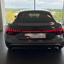 Audi e-tron e-tron GT 476 ch quattro Design Besan&ccedil;on