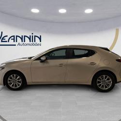 Mazda Mazda3 Mazda3 5 portes 2.0L e-SKYACTIV-G M Hybrid 122 ch BVM6 Prime-Line Vert-Saint-Denis