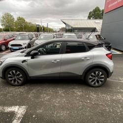 Renault Captur E-Tech full hybrid 145 Evolution occasion - Laval - photo 2/11