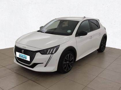 Peugeot 208 - 208 PureTech 100 S&S EAT8 - GT - 15 990 €