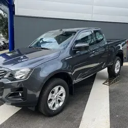 Isuzu DMax 2.2 DDI 164CH EVOLUTION SPACE M/T M&eacute;rignac