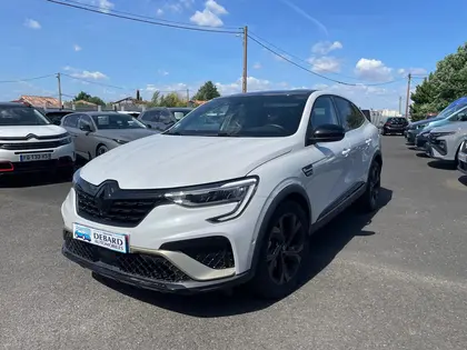 Renault Arkana - 1.6 E-TECH HYBRIDE 145CH ENGINEERED -22 - 23 490 €