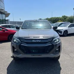 Isuzu DMax 2.2 DDI 164CH B-STRONG CREW A/T M&eacute;rignac