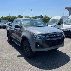 Isuzu DMax 2.2 DDI 164CH B-STRONG CREW A/T M&eacute;rignac