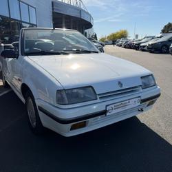 Renault 19 CABRIOLET 1.7i occasion - Sainte-Luce-sur-Loire - photo 2/7