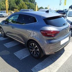 Renault Clio 5 1.6 E-Tech hybride 145ch Techno Sarzeau