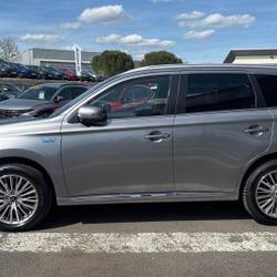 Mitsubishi Outlander Outlander 2.4l PHEV Twin Motor 4WD Instyle Champniers