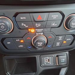 Jeep Renegade Renegade 1.5 Turbo T4 130 ch BVR7 e-Hybrid Summit Mauguio