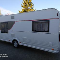 Caravane Burstner AVERSO 485 TS VINGT HANAPS