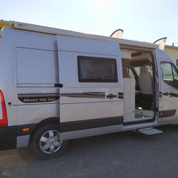 Fourgon Font Vendome DCI RENAULT MASTER VINGT HANAPS