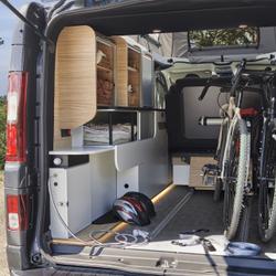 Fourgon Pilote RENAULT TRAFIC Saint-Barth&eacute;lemy-d'Anjou