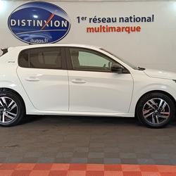 Peugeot 208 PureTech 75 S&S Style &Eacute;tr&eacute;chy