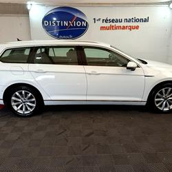 Volkswagen Passat 1.4 TSI DSG HYBRIDE REC SW GTE BUSINESS &Eacute;tr&eacute;chy