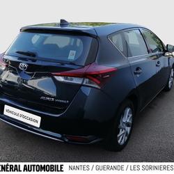 Toyota Auris Auris Hybride 136h Dynamic Les Sorini&egrave;res