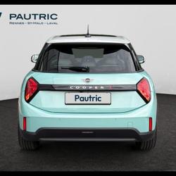 Mini Cooper S 204ch Favoured DKG7 Laval