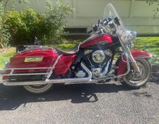 Harley Davidson Road King Paris 19e Arrondissement