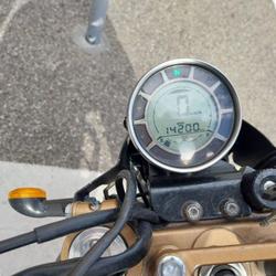 SWM RS 125 R  Salon-de-Provence