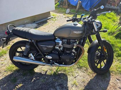 Triumph Street -  - 7 000 €