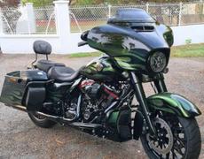 Harley Davidson Street Glide Saint-Apollinaire