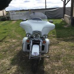 Harley Davidson Electra Glide occasion - Betz-le-Ch&acirc;teau - photo 2/5