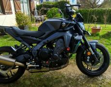 Yamaha MT09 Le Mas-de-Tence
