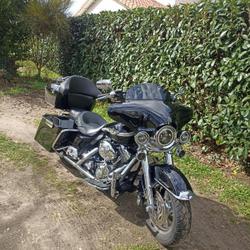 Harley Davidson Road King occasion - Saint-M&eacute;dard-d'Eyrans - photo 2/5