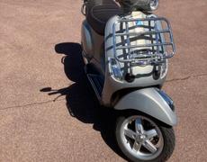 Vespa LX Genas