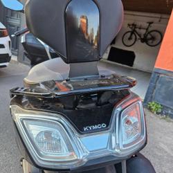 Kymco Downtown  Aix-en-P&eacute;v&egrave;le