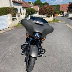 Harley Davidson Street Glide  Soignolles-en-Brie