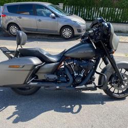 Harley Davidson Street Glide  Soignolles-en-Brie