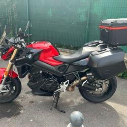 BMW F 800 R  Villeneuve-le-Roi
