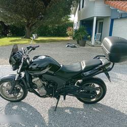 Honda CBF  Nueil-les-Aubiers