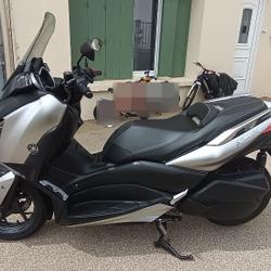Yamaha X MAX  Bellegarde-Sainte-Marie