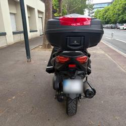 Yamaha X MAX  Clichy