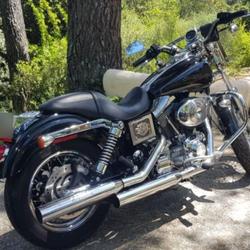 Harley Davidson Super Glide  Beaumont-de-Pertuis
