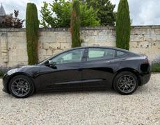 Tesla Model 3 Acy