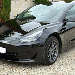 Tesla Model 3  Acy