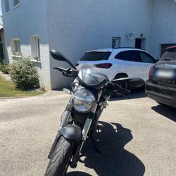 Ducati Monster  Porte-de-Savoie