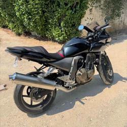 Kawasaki Z750  Saint-Cannat