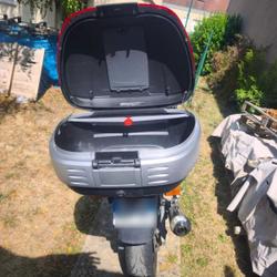 Suzuki Burgman  Braye-sur-Maulne