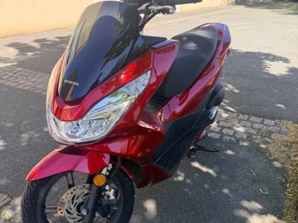 Honda PCX -  - 2 350 €