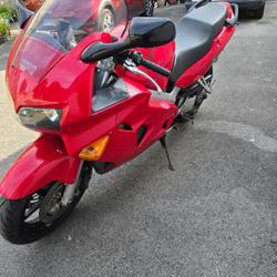 Honda VFR  Bergues