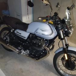 Guzzi V7  Lyon 5e Arrondissement