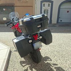 Triumph 1200 Tiger Explorer  Pom&eacute;rols