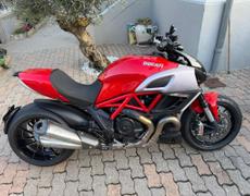 Ducati Diavel Navenne