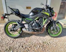 Kawasaki Z650 Velesmes-Échevanne